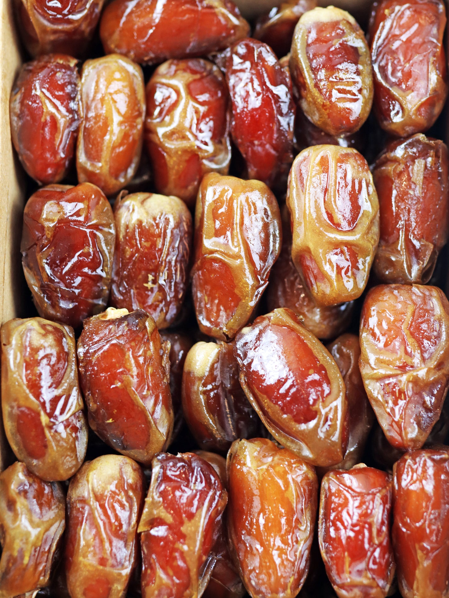 SUGAI DATES | WITH GUARANTEE | FRESHLY IMPORTED FROM MADINA | ZUL HAJ OFFER